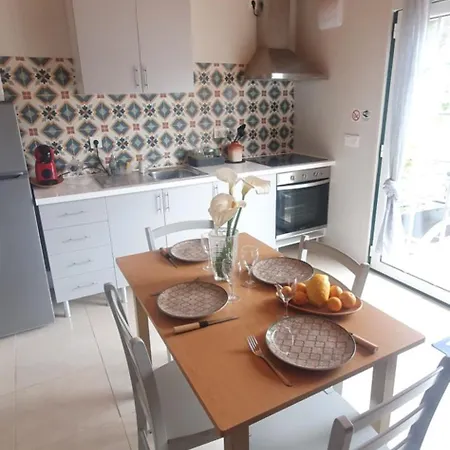 Дом отдыха Casa Llogan 4p Quinta Pedras Da Lagoa *